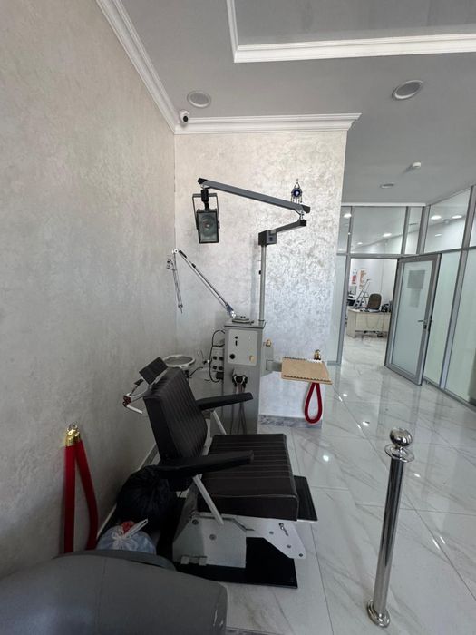 Кресло с оборудованием