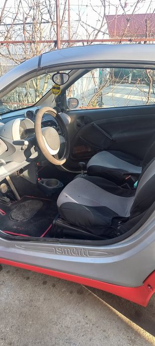 Vind smart fortwo cabrio în stare buna de funcționare