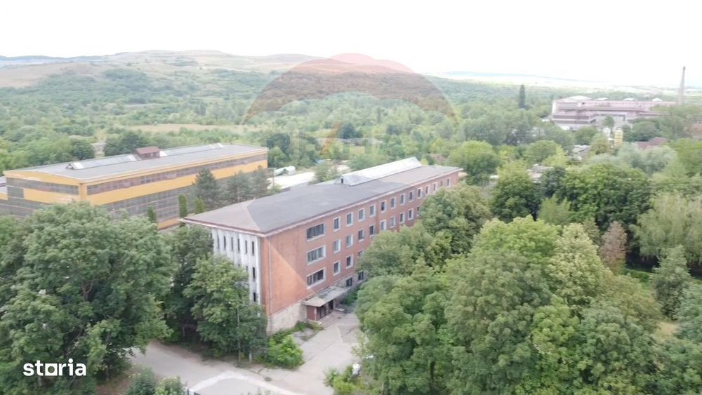 Patrimoniu Industrial, teren si clădiri, lângă Castelul Corvinilor