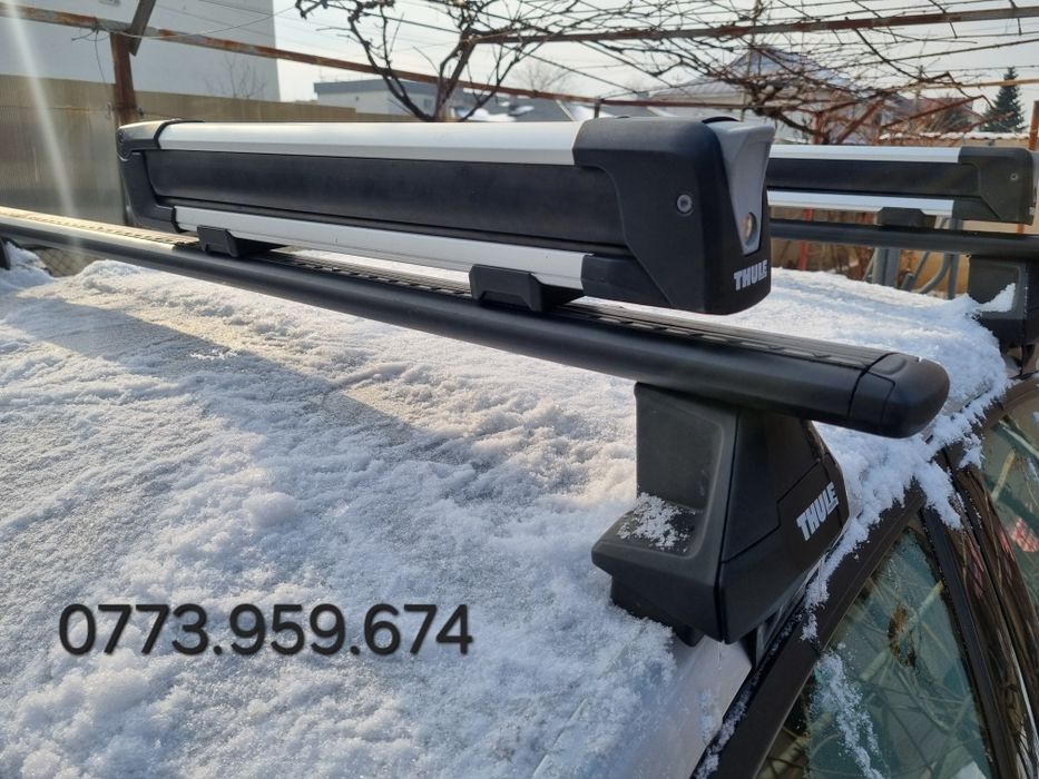 Inchiriez suport ski Thule SnowPack 7324 + bare transversale