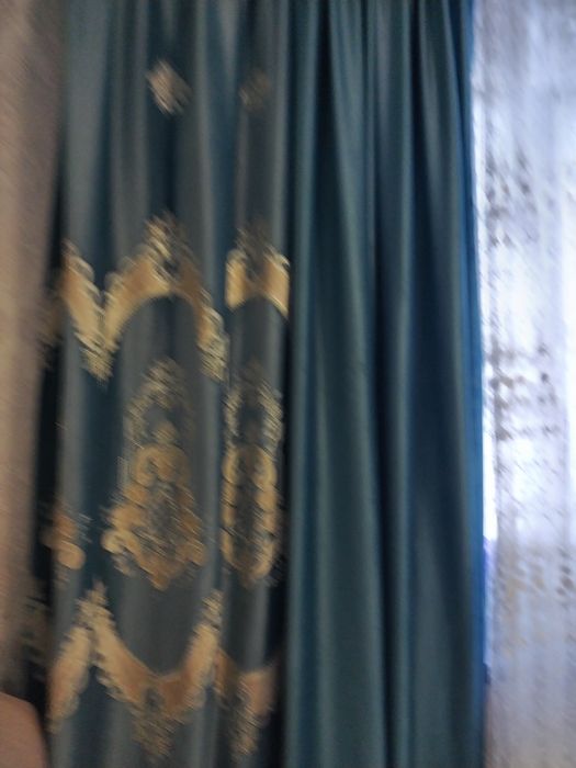 Продам хороший тюль с партером