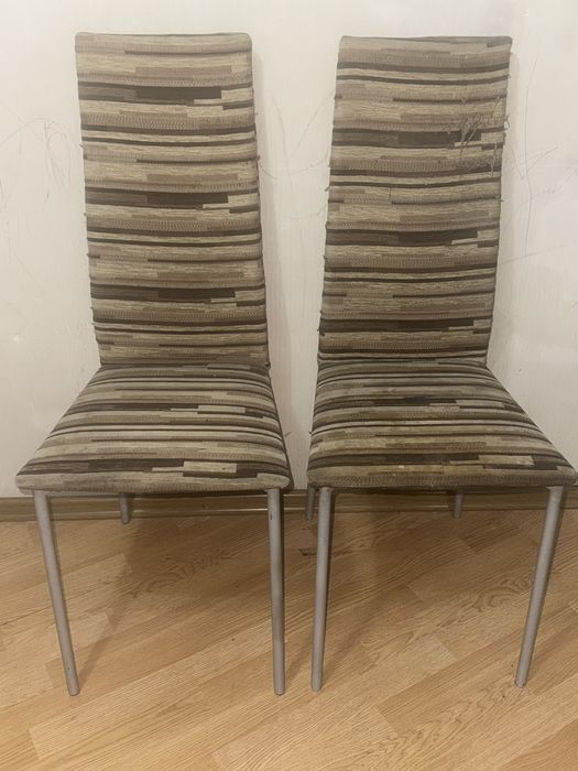 Продам два стула