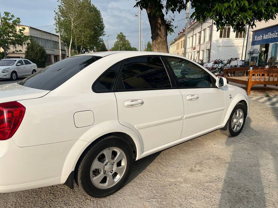 Gentra 2023 yil Lyuk bor Avtamat karopka