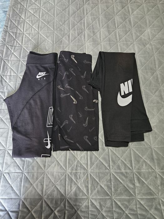 Сет Nike  3бр , подарък 2бр.маратонки