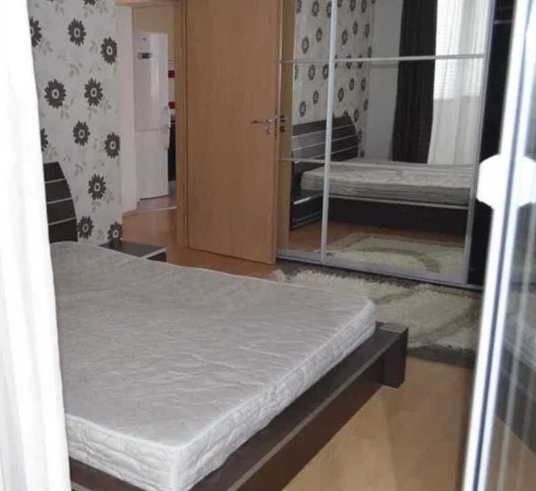 Дава се под наем Двустаен апартамент в Пловдив, Кършияка - 65 кв.м за 275.4 € - Снимка #1