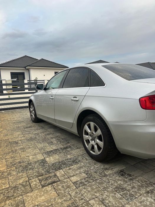 AUDI A4 2009 — imagine 2