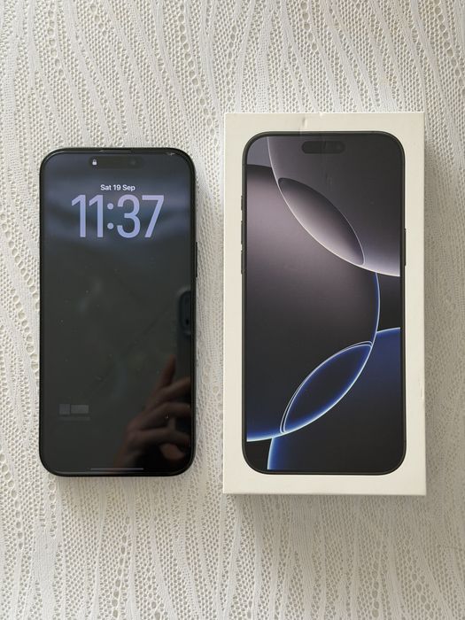 Iphone 16 pro max.