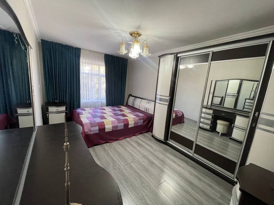 Продаётся 3/3/4 Юнусабад ул Чинабад