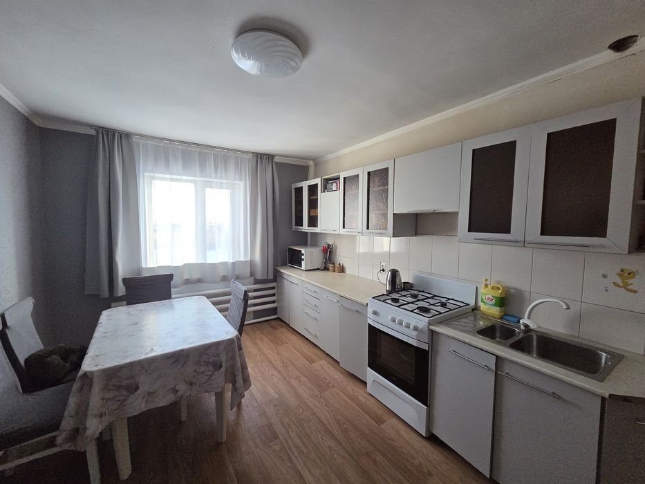 Продом дом рядом с КСШ!