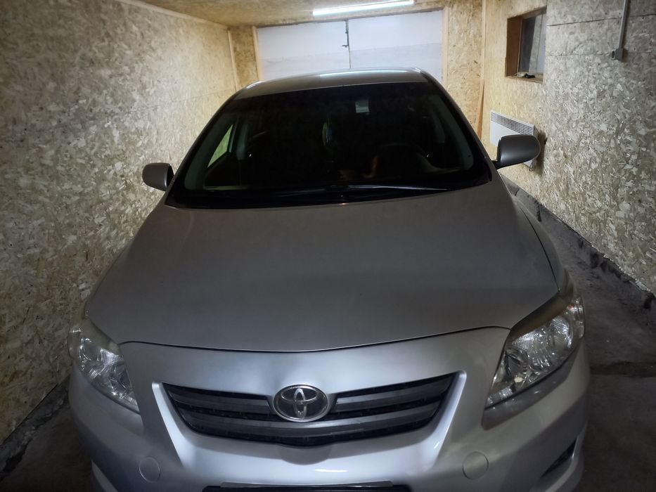 Продам таету каролу 2007г