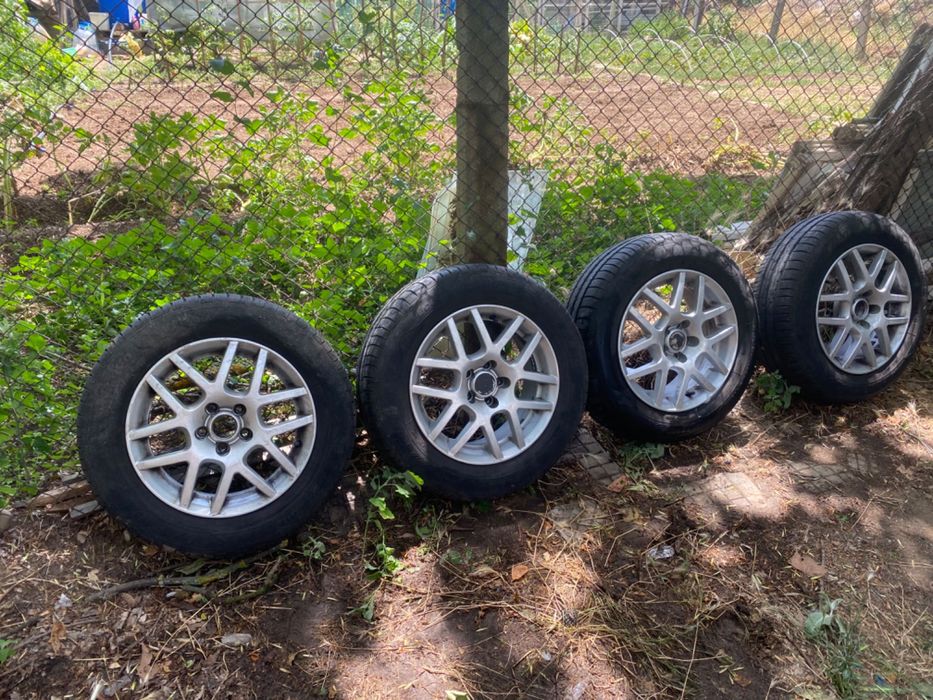 Гуми с джанти за Голф 4