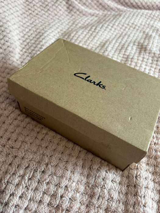 Clarks сандали за момиче