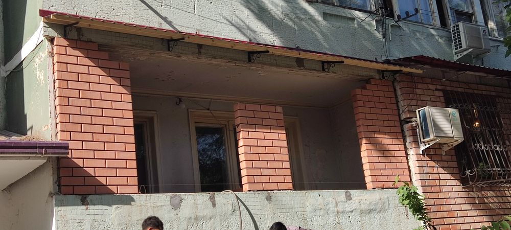 Кладка  балкона штукатурка стяжка Гишт терамиз перегородки тумба Забор