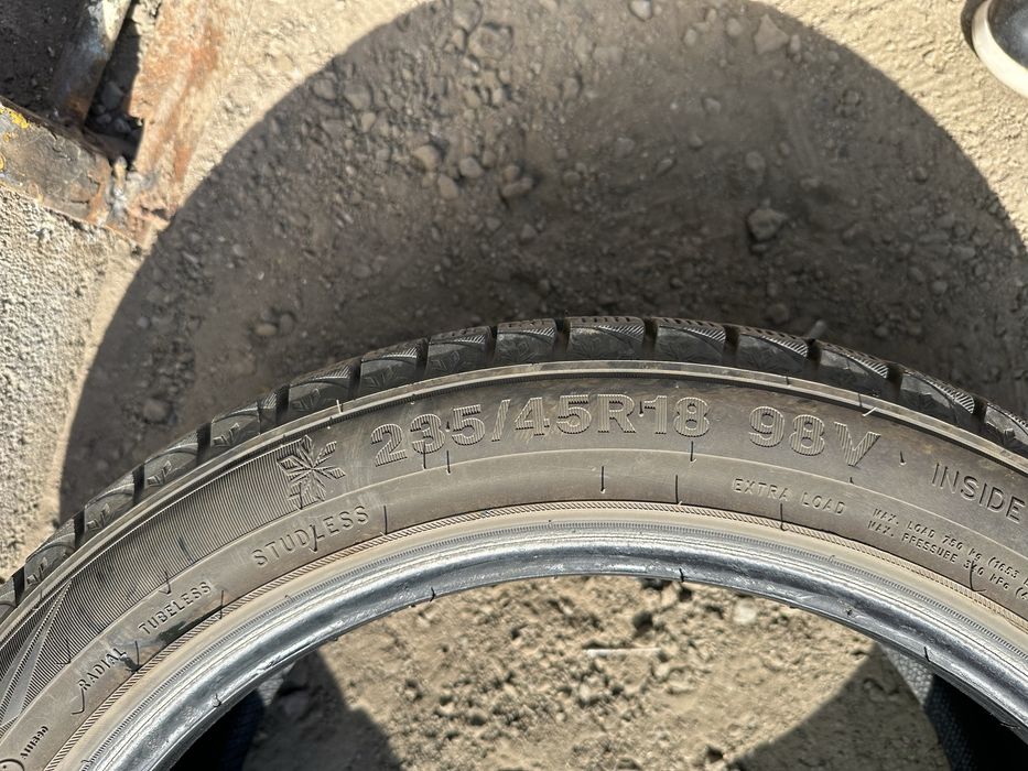 зимние шины 215/55/18