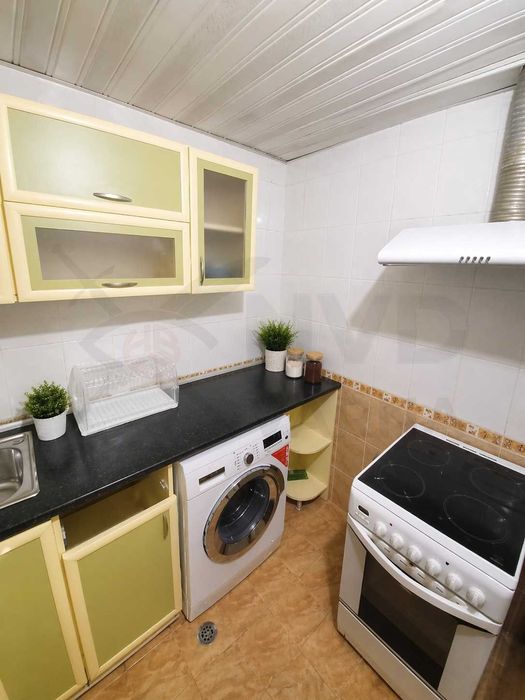 Дава се под наем тристаен апартамент в Чаталджа! 21881522