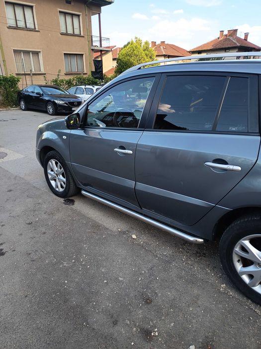 Renault Koleos 2009 2.0 dci 4X4 150 кс