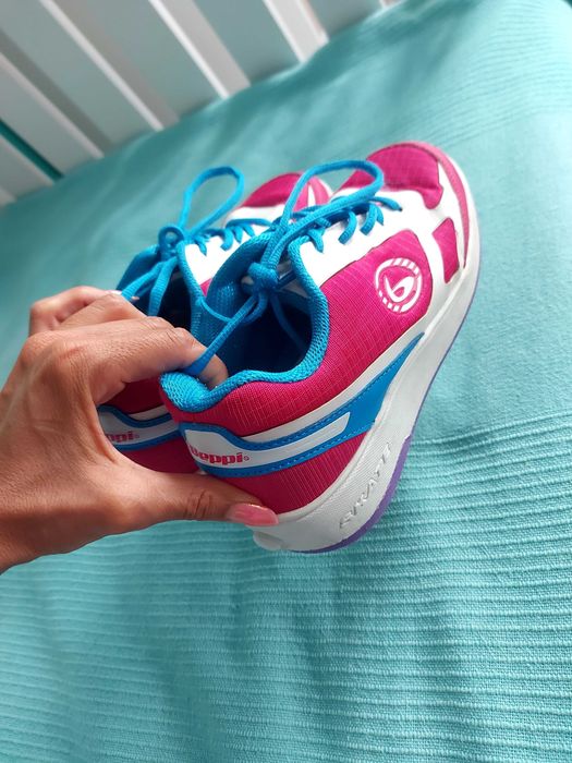 Маратонки с колелца