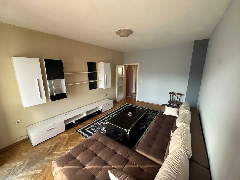 Апартамент под наем