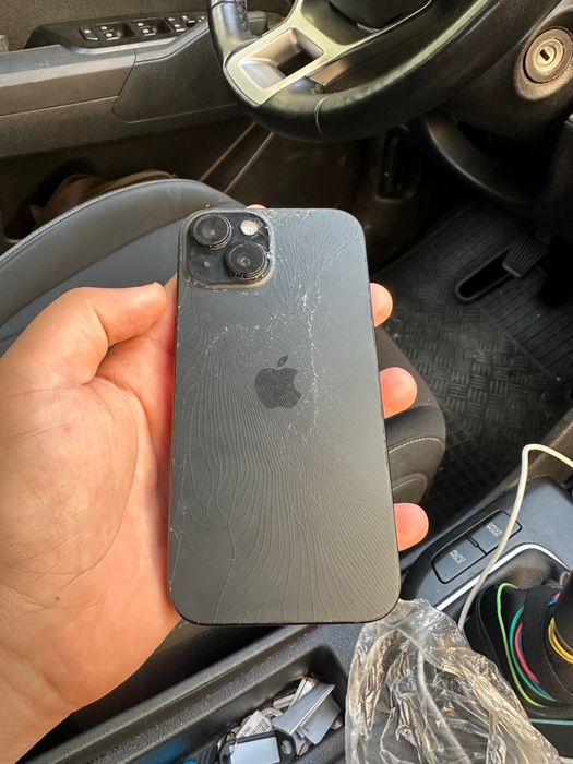 Iphone 15 negru 128