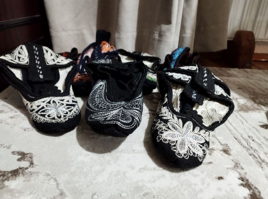 Ръчно изработени родопски терлици