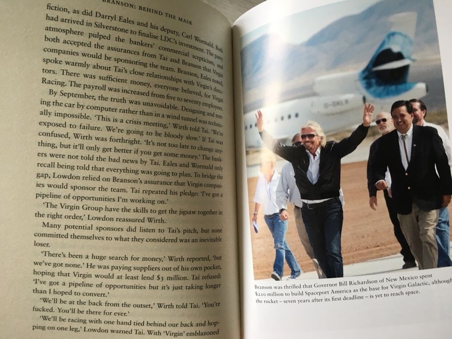 Книга Richard Branson - Behind The Mask