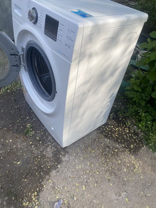 Продам стиральную машину