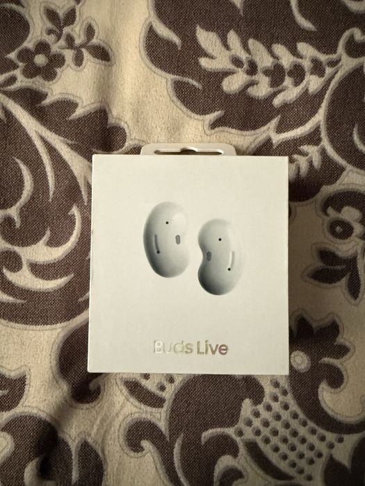 Casti in-ear Samsung Galaxy Buds Live