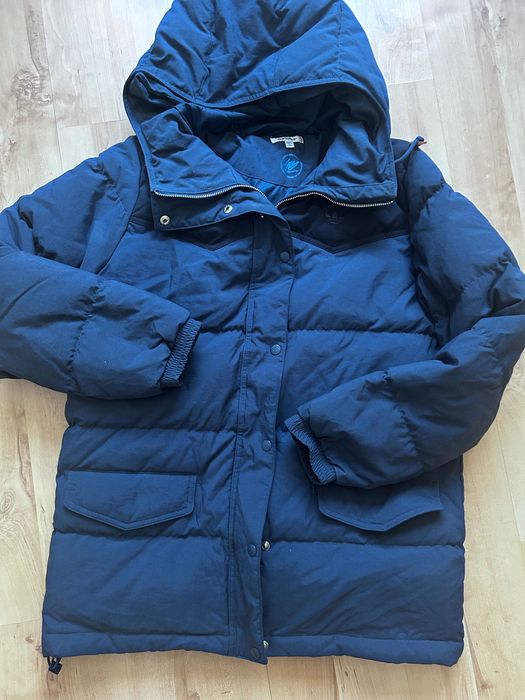 Зимно дамски яке adidas с пух