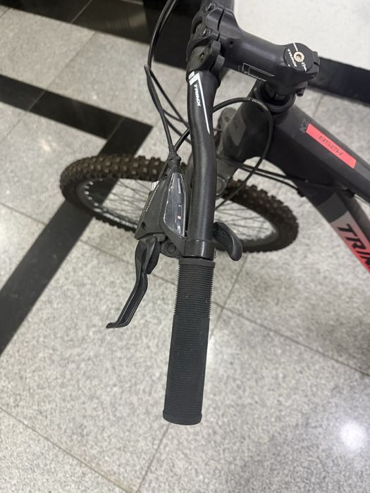 Два велосипеда тринкс