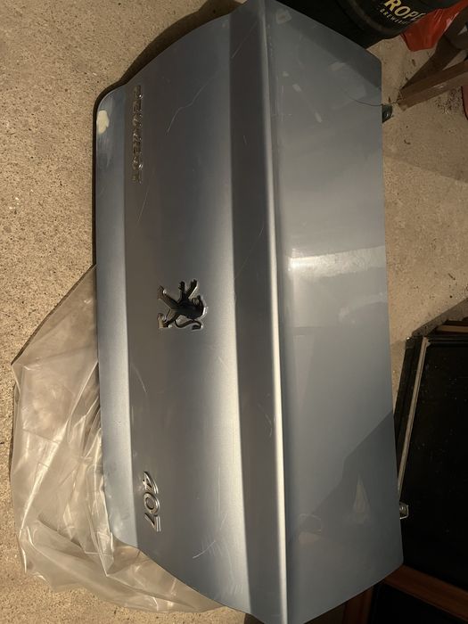 Capota portbagaj peugeot 407