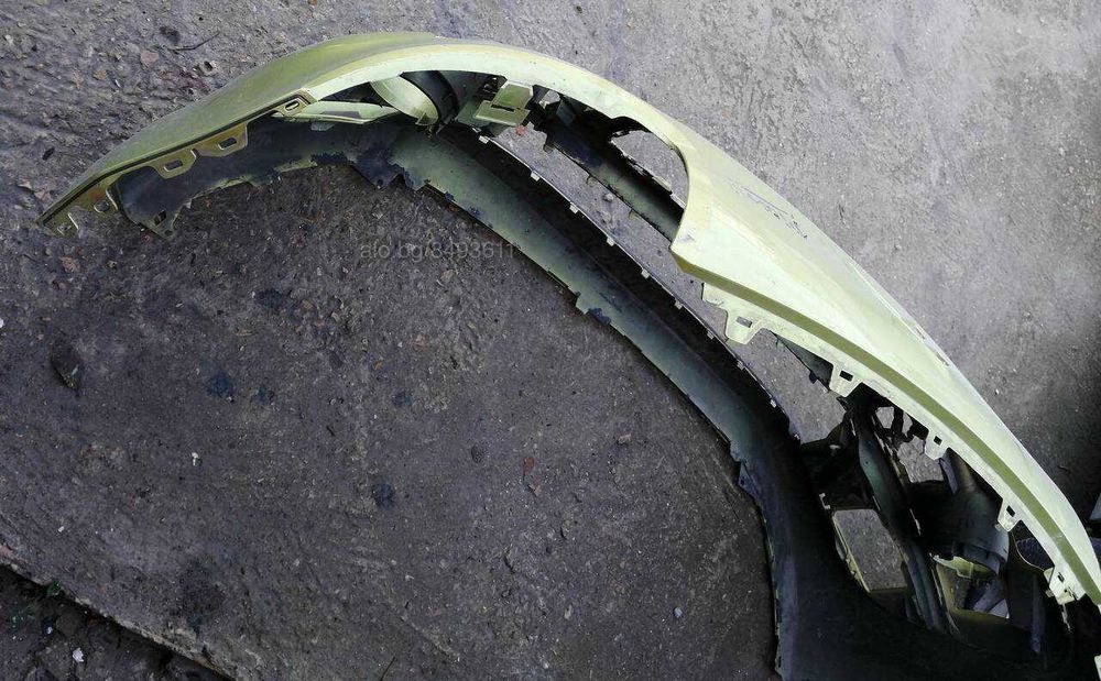 Предна броня за Citroen C3 picasso 2008-2012 година. #033V