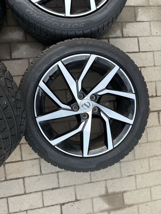 Jante 5x108 Volvo V60 v90 Xc60 Xc90 originale 235 45 18 pirelli iarna
