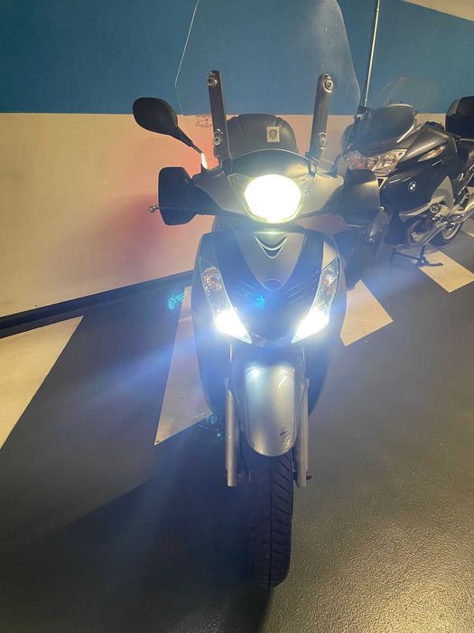 Honda SH 125i 2005 | Se conduce cu B | ITP 2028 | Alarmă | Topcase