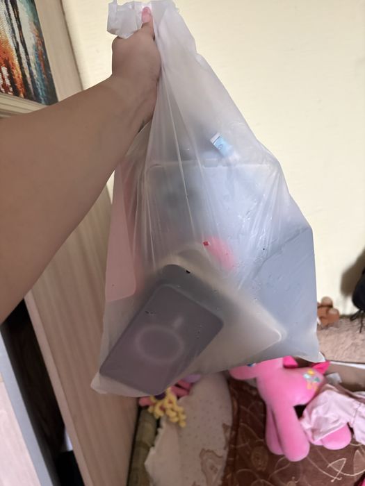 Продам мешок чехлов на iphone 15 pro max