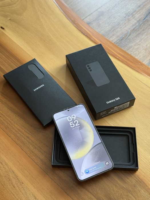 Samsung Galaxy S24 256GB Отличен !