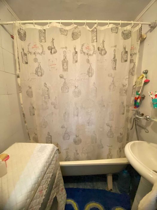 продам 2 х комнатную квартиру