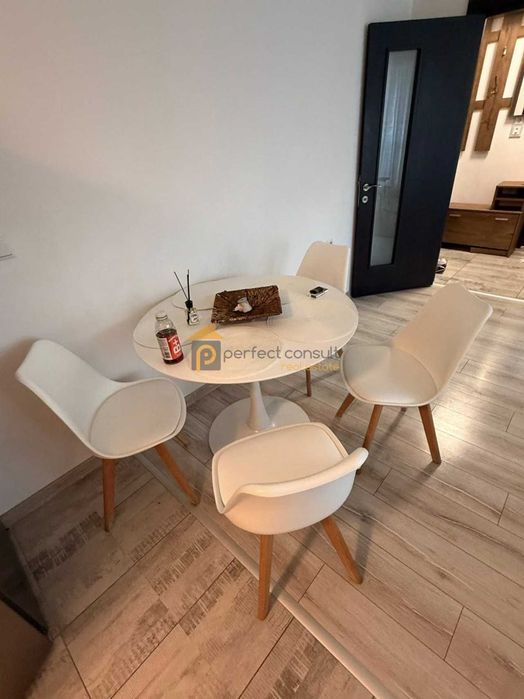 Продава се Двустаен апартамент в Пловдив, Христо Смирненски - 60 кв.м за 2584 €/кв.м - Снимка #2