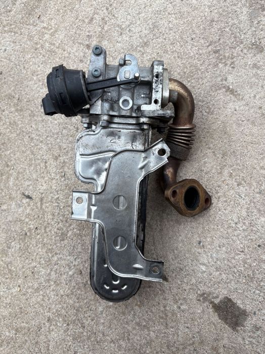 Части за голф 5 1.9tdi 105k