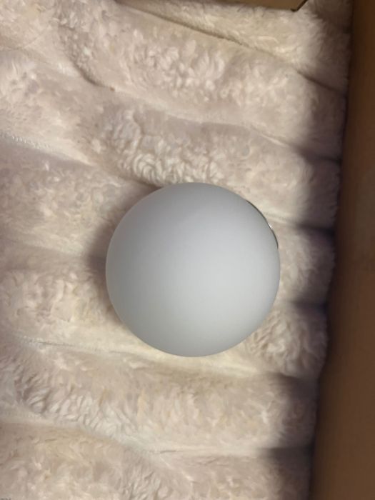 Plafoniera noua  in  cutie