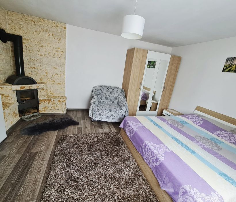 Cabana la munte cu jacuzzi piscina gratar ceaun