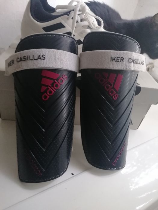 Încălțăminte fotbal Adidas Iker Casillas noi
