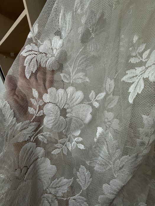 Продам ламбрекен, шторы и тюль
