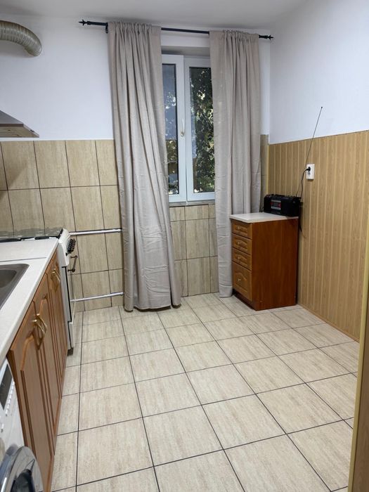 Inchiriez apartament 2 camere