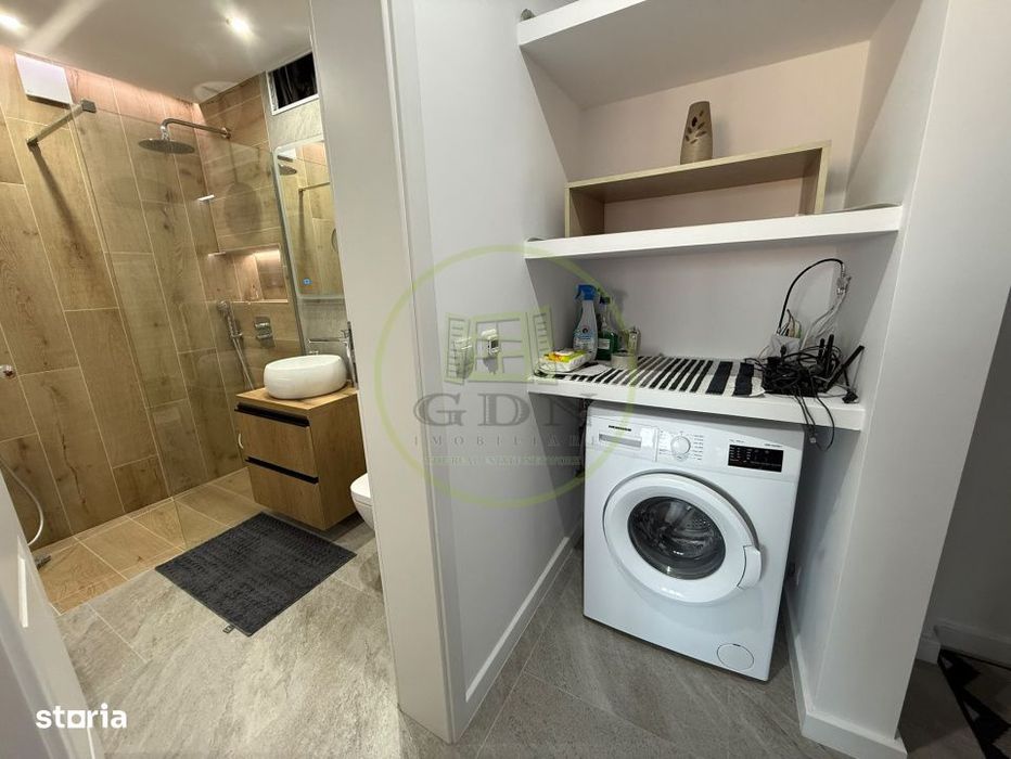 Apartament 2 camere, decomandat, 60 mp, Cartier Craiovita zona Catedra