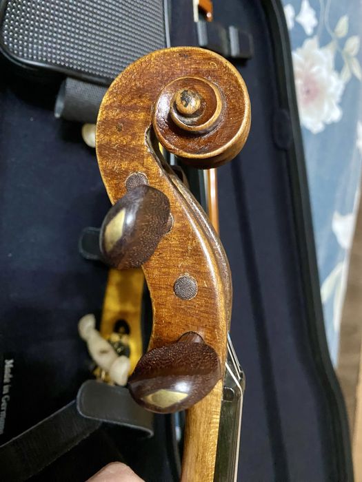 Скрипка 4/4 профессиональная мастерская