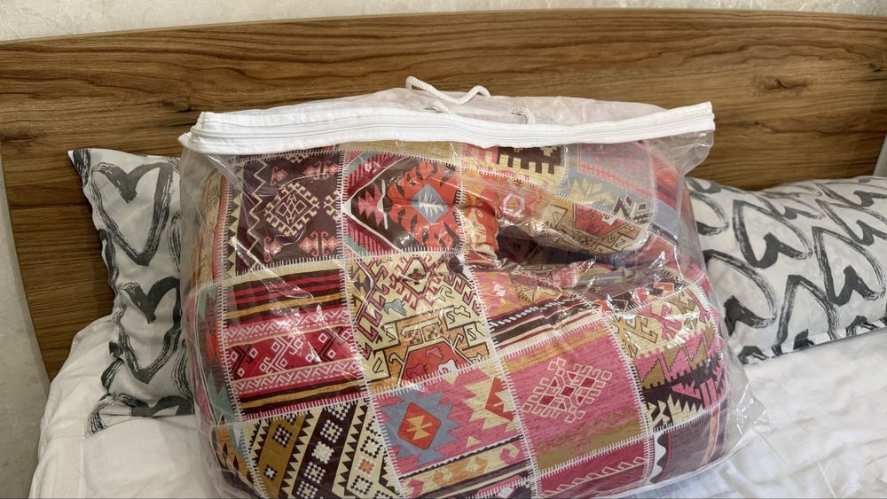 Подушка для беременных и матрас для коляски