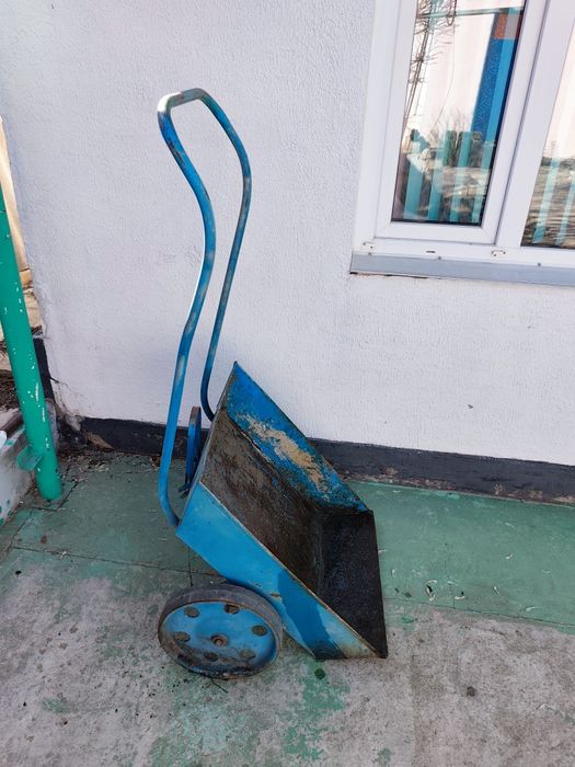 Тачка хозяйственная