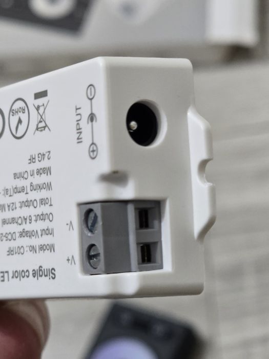 Controler LED FCOB 5050 SMD COB + Telecomandă RF 2.4GHz (4 zone)