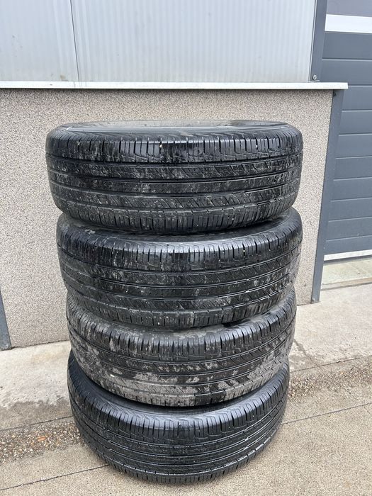 Set anvelope 225/65/17 vara
