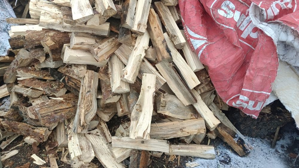 Продам дрова в мешках.Сосна рубленая сухостой.